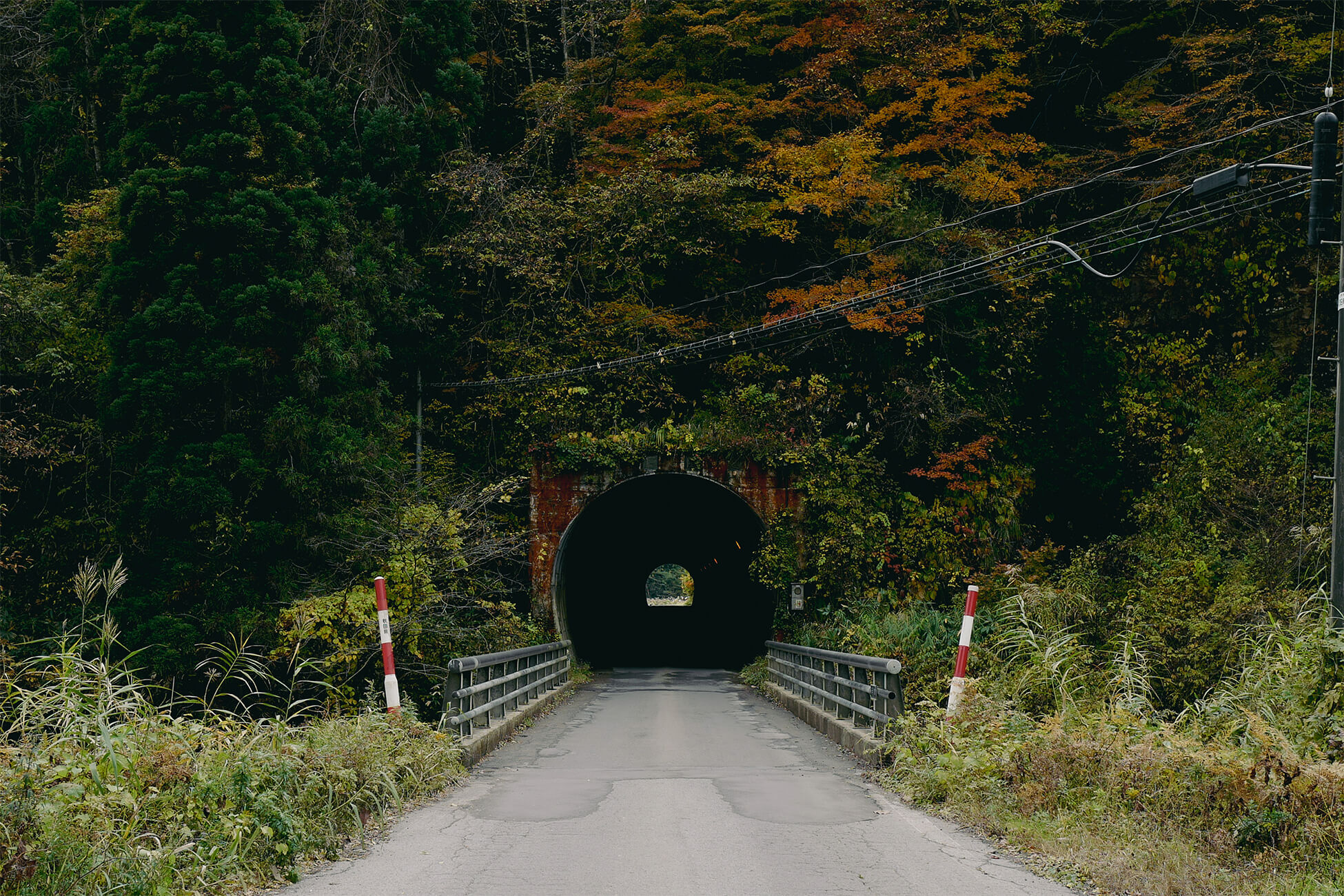 トンネル