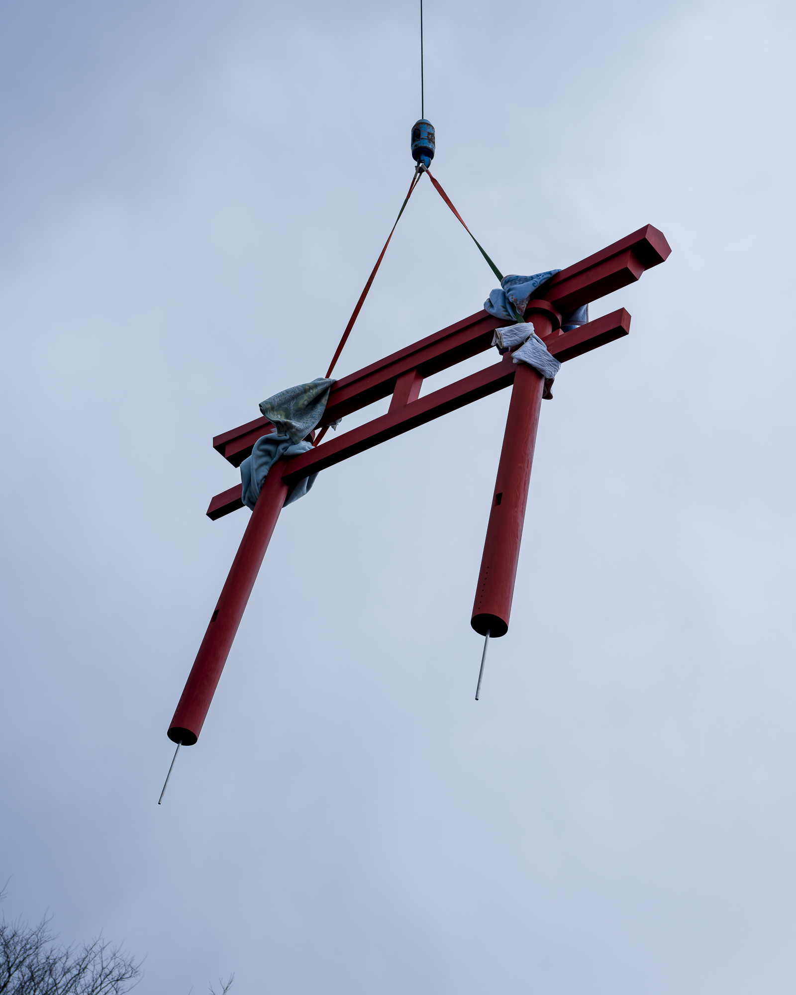 空に舞い上がる大鳥のような光景に感動、、、